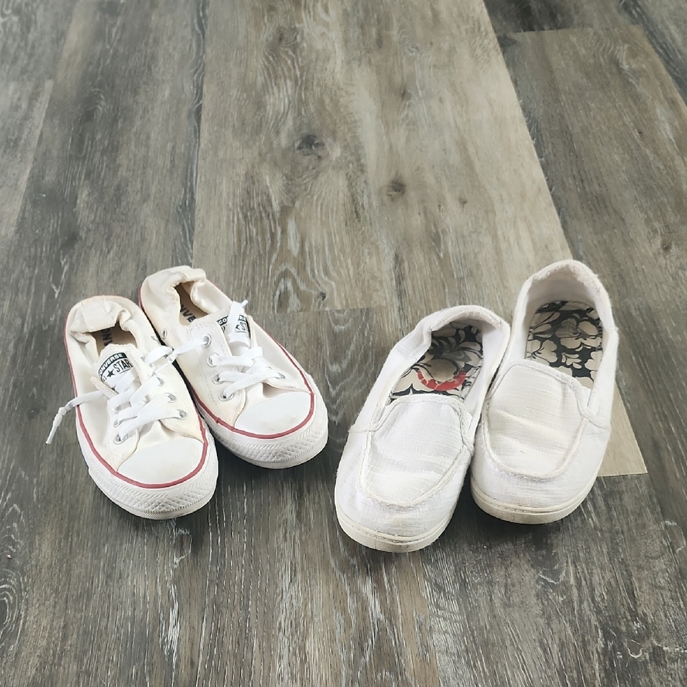 Womens Size 8 Converse And Roxy White Shoes